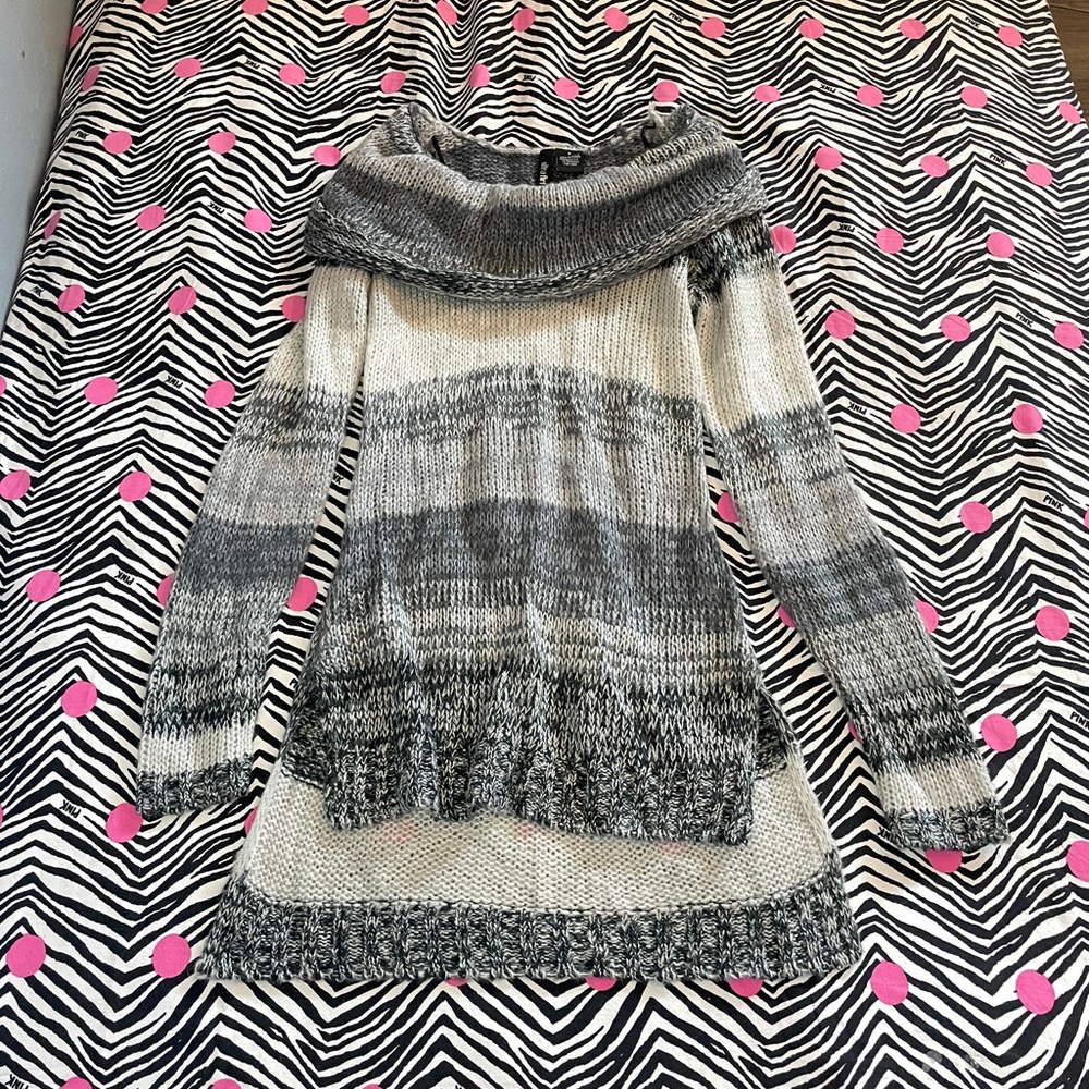 Ultra Flirt Gray and Cream Cowl Neck Sweater